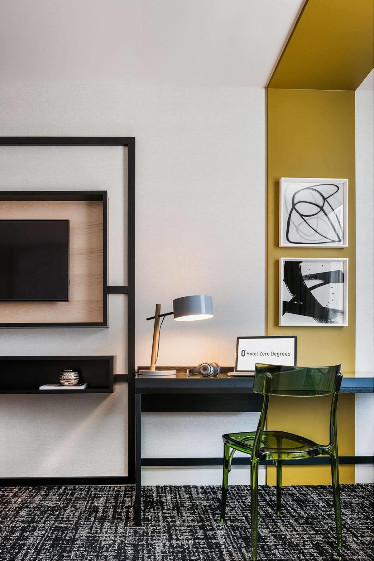 Hotel Zero Degrees Danbury Extérieur photo